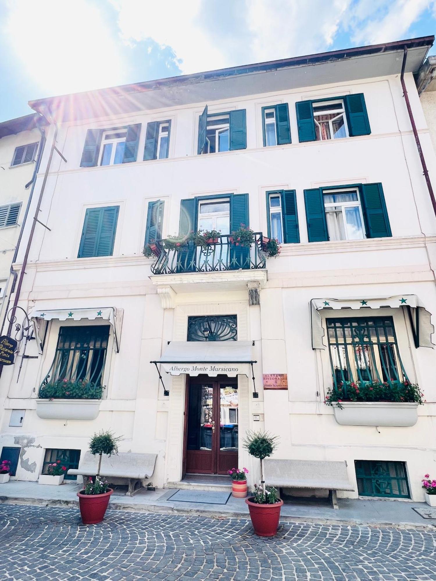 Monte Marsicano Hotel Pescasseroli Luaran gambar