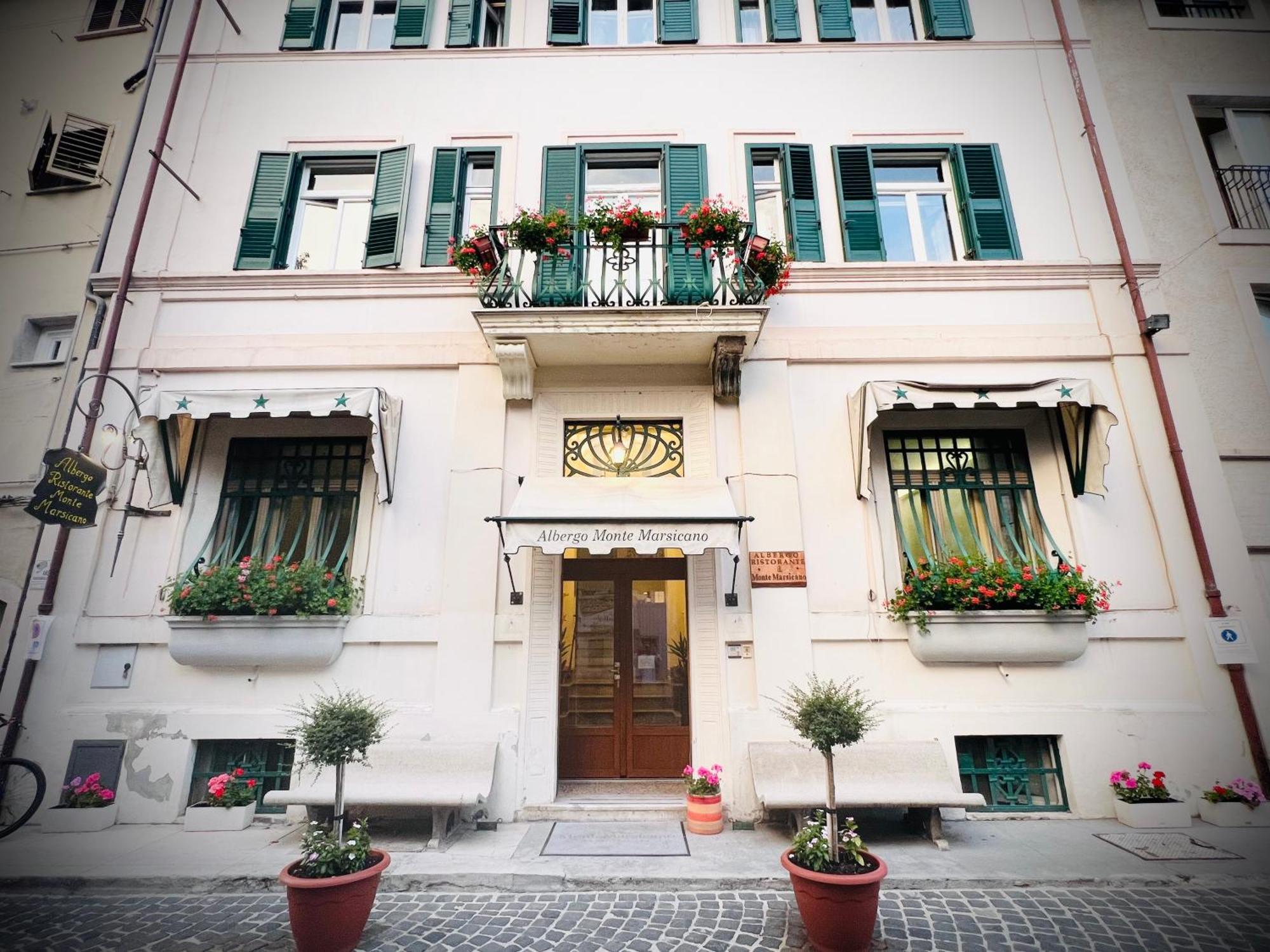 Monte Marsicano Hotel Pescasseroli Luaran gambar